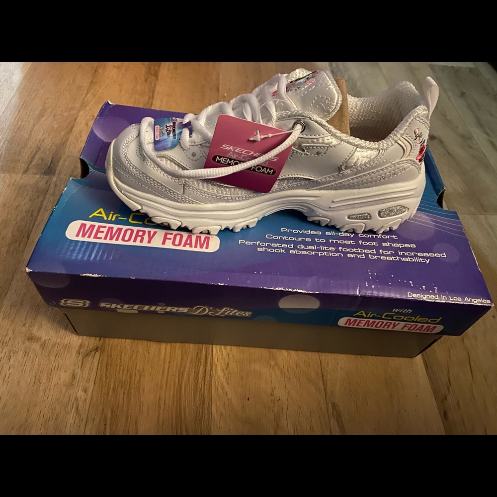 Sketchers D’lites with air cooled memory foam